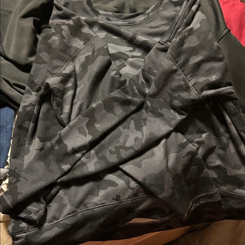 Avia Black Camouflage Long Sleeve Tee